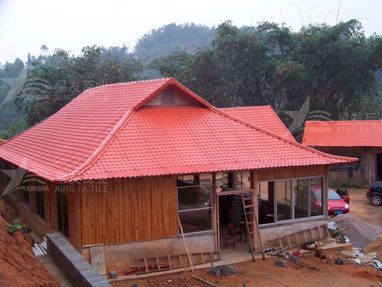 深圳合成树脂瓦应用在农场屋面上的好处，比彩钢瓦、石棉瓦更加耐用！